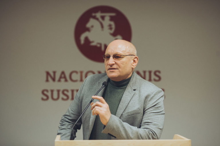 Algimantas Rusteika. Didvyriai ir nesuprasti genijai opozicijoje, o niekšai, kvailiai – valdžioje