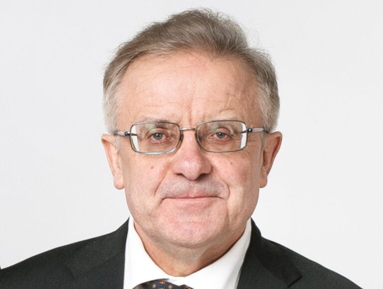 Vytautas Radžvilas. Tolstantis krikščioniškos politikos miražas