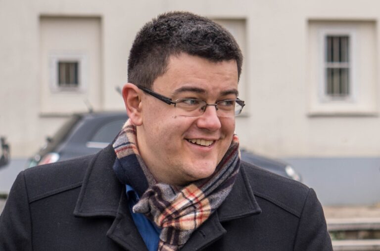 Vytautas Sinica. Dviguba apgavystė – nelegalai pasiliks?