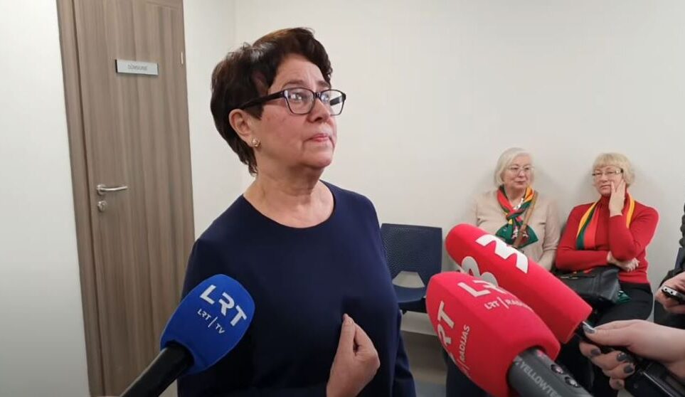 Alinos Laučienės byla grąžinama teismui