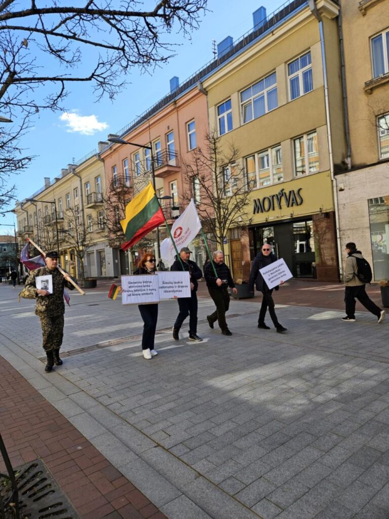 2025 04 03 Siauliai piketas del Noreikos10